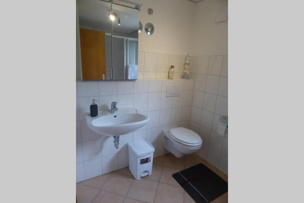 Wunderschone Komplett Neu Eingerichtete Wohnung Emmerthal Exterior foto